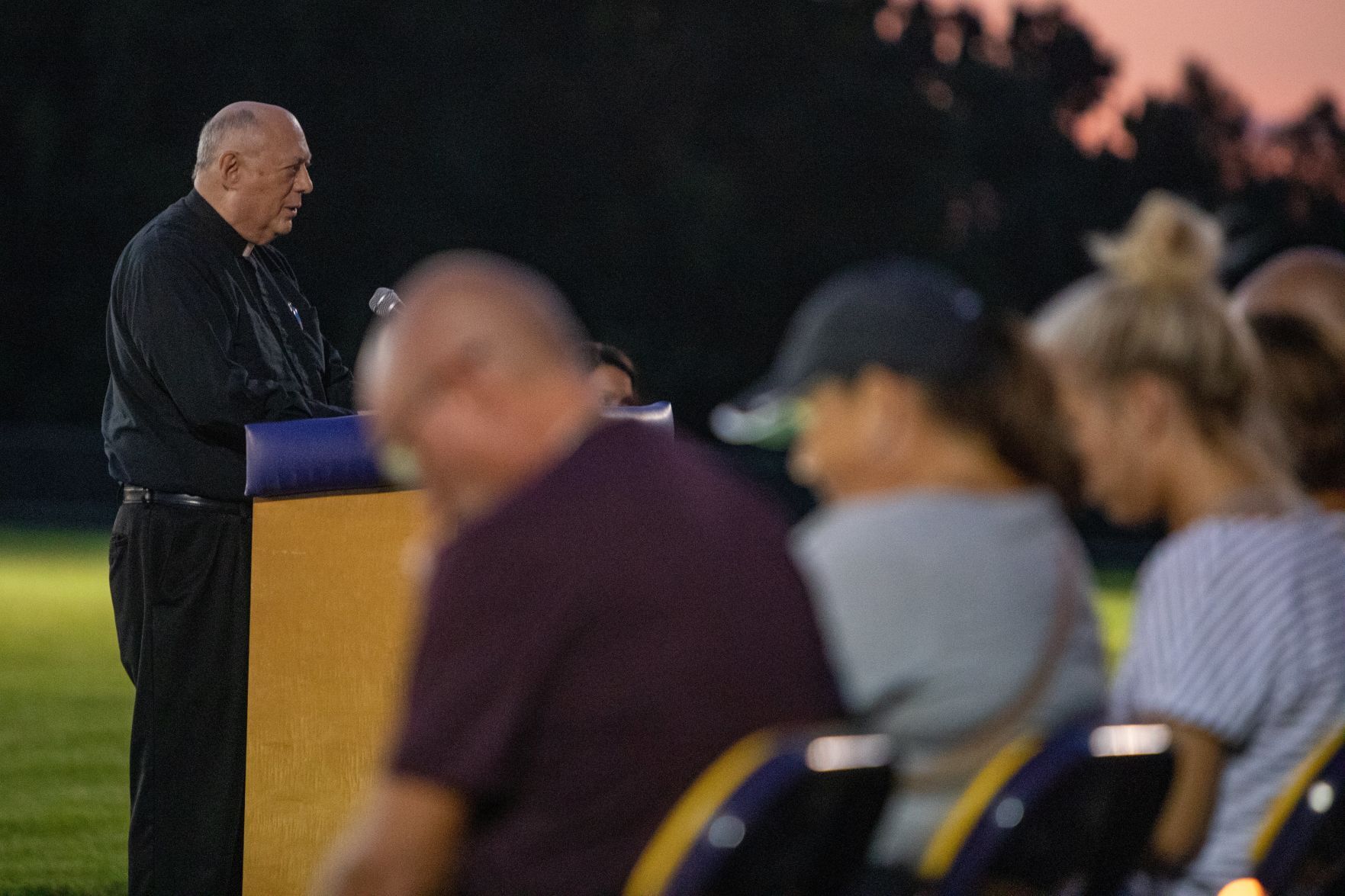 Candlelight vigil held for Cafazza family in Bethalto
